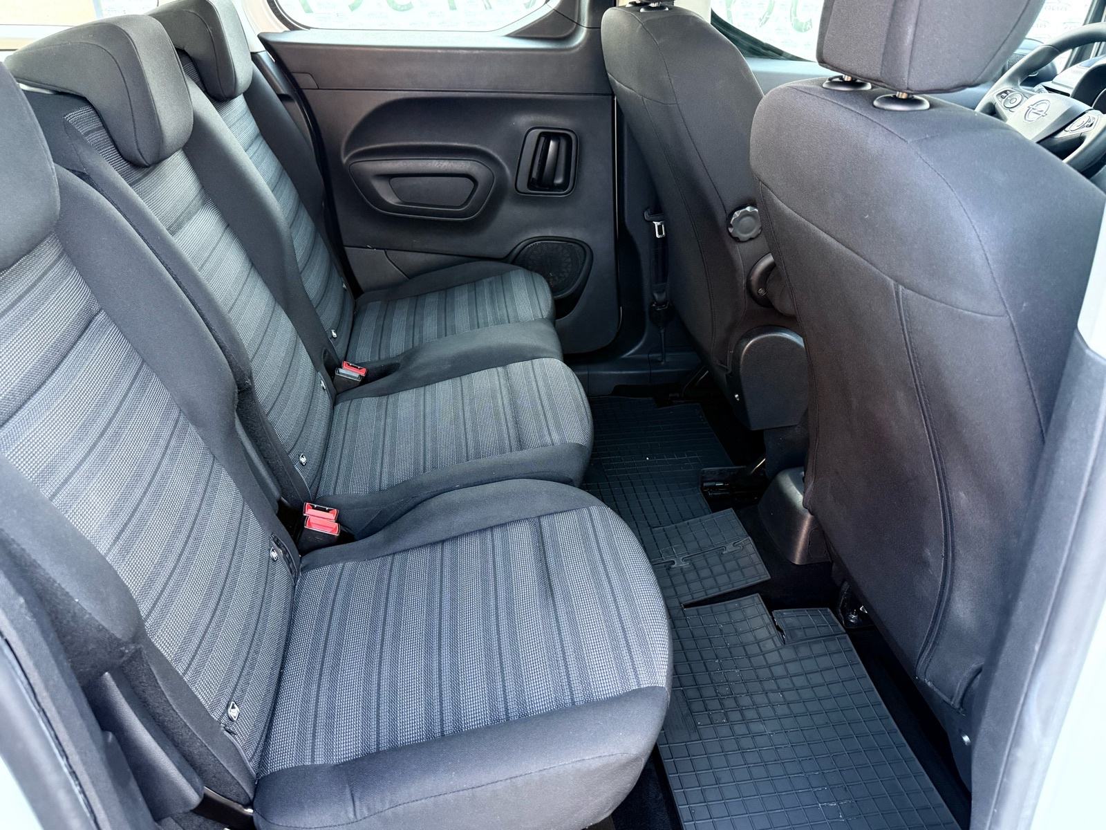 Opel Combo 1,5 D L2H1 HR AUTO | N1 | TEMPOMAT | 1.VL | 5 SJEDALA, fotografija 17