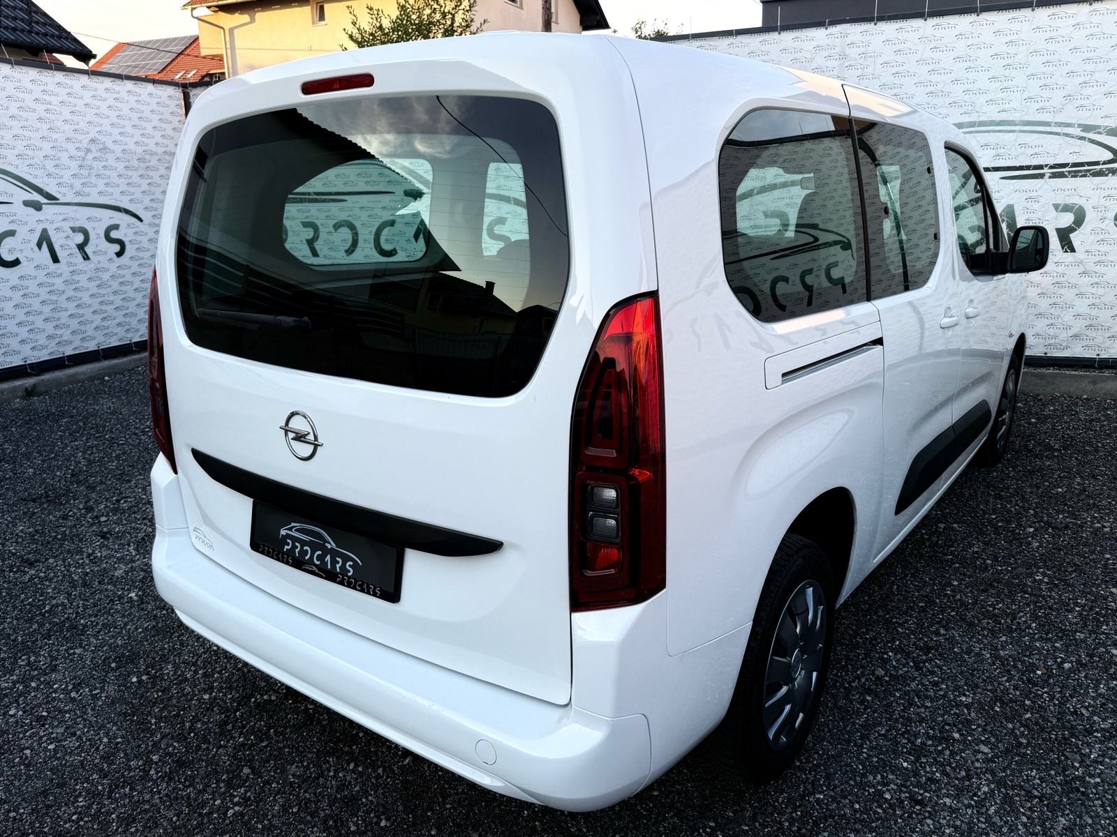 Opel Combo 1,5 D L2H1 HR AUTO | N1 | TEMPOMAT | 1.VL | 5 SJEDALA, fotografija 5