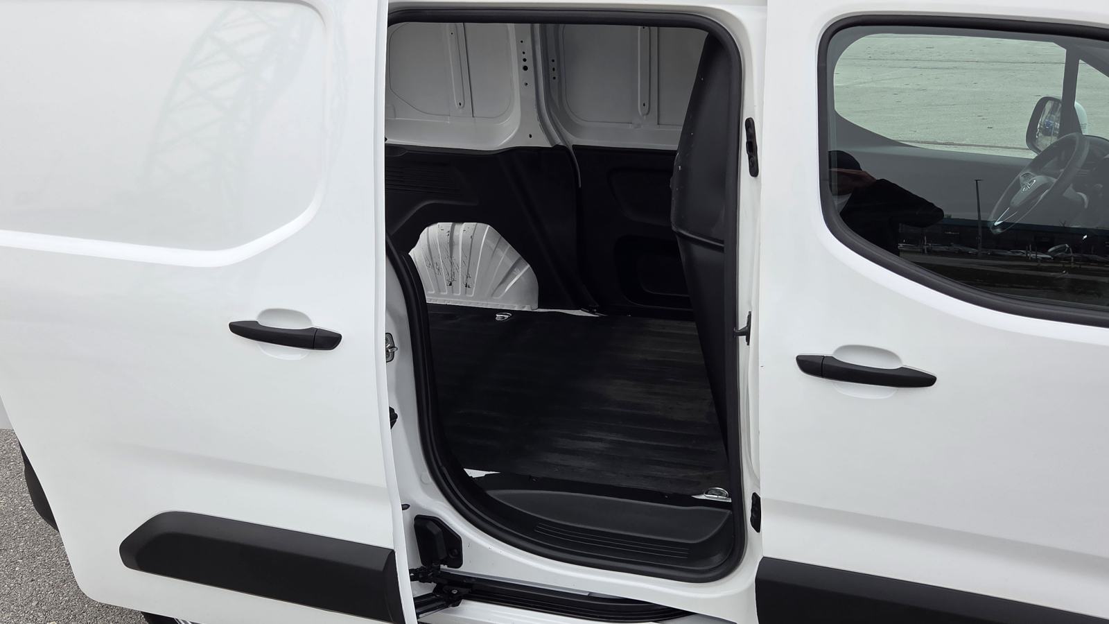 Opel Combo 1,5 CDTi VAN, 102ks, klima, 81000km, hr.auto, 2021.g.PDV-u, fotografija 17