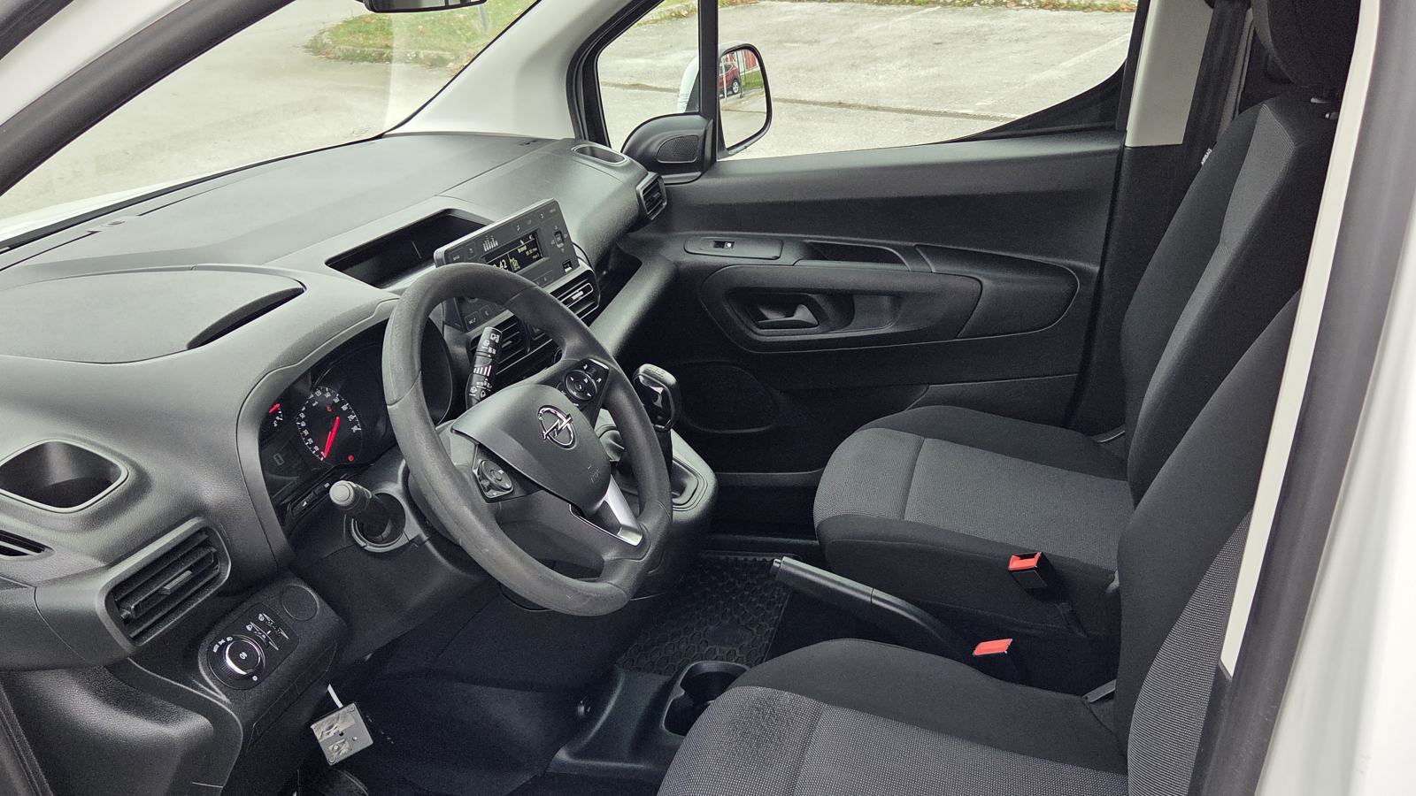Opel Combo 1,5 CDTi VAN, 102ks, klima, 81000km, hr.auto, 2021.g.PDV-u, fotografija 15