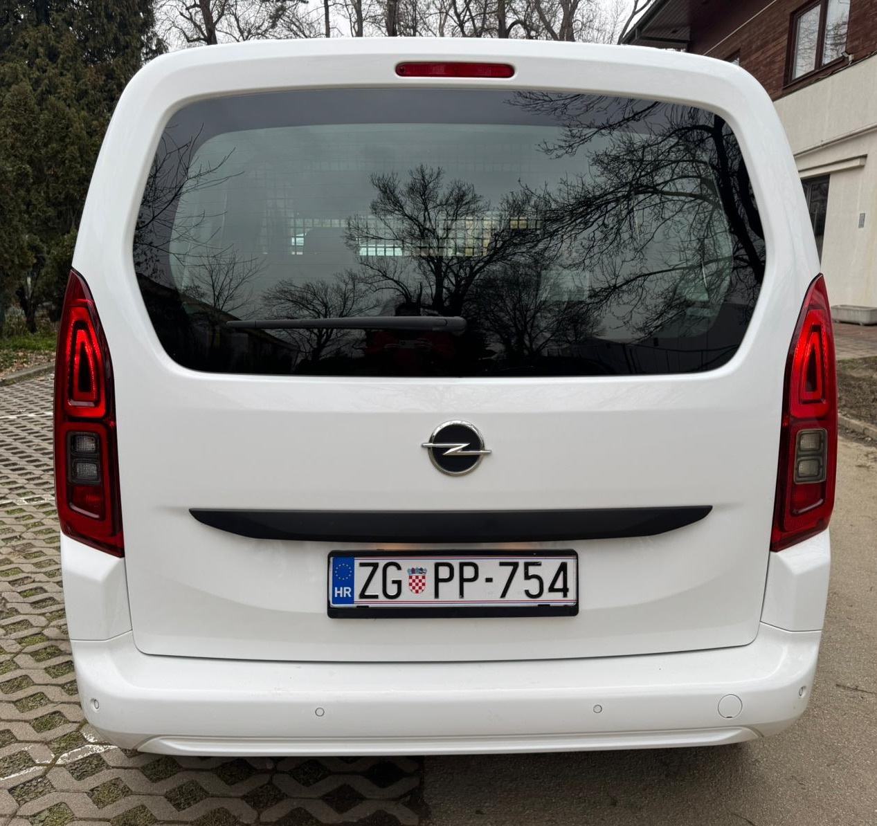 Opel Combo 1,5D, N1, u sustavu PDV-a, veliki servis, odličan, fotografija 2