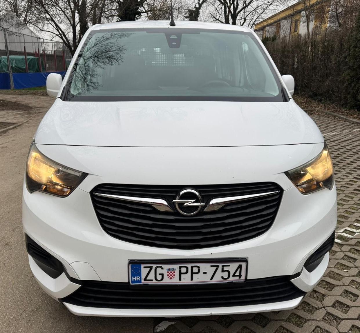 Opel Combo 1,5D, N1, u sustavu PDV-a, veliki servis, odličan, fotografija 3