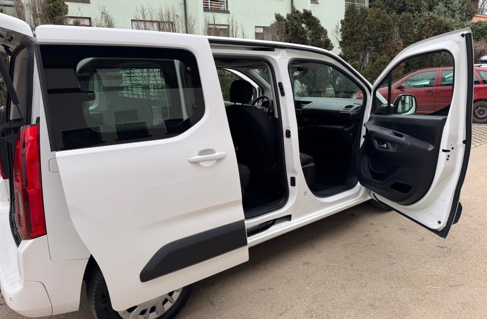Opel Combo 1,5D, N1, u sustavu PDV-a, veliki servis, odličan, fotografija 5