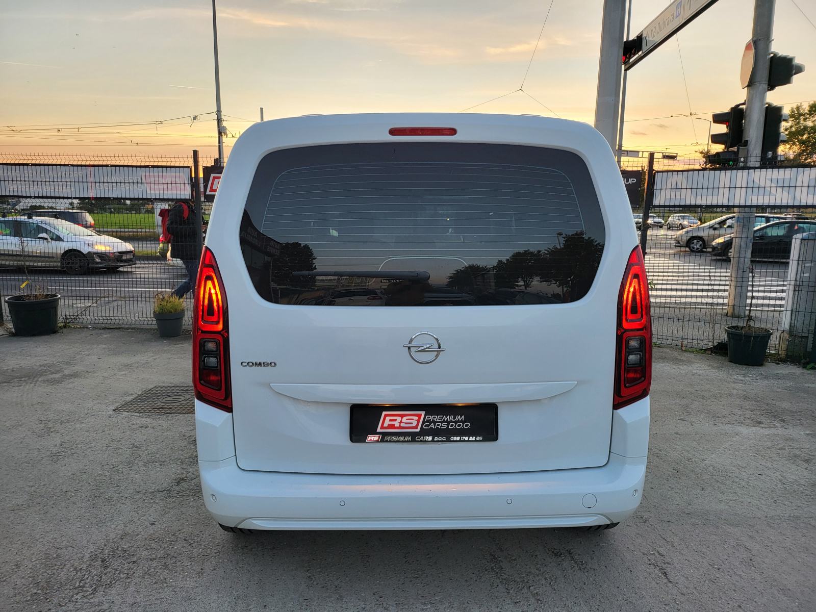 OPEL COMBO 1,5D 100KS, 43 TKM, 5 SJEDALA, REGA, KLIMA, ALU16, SERVISNA, fotografija 9