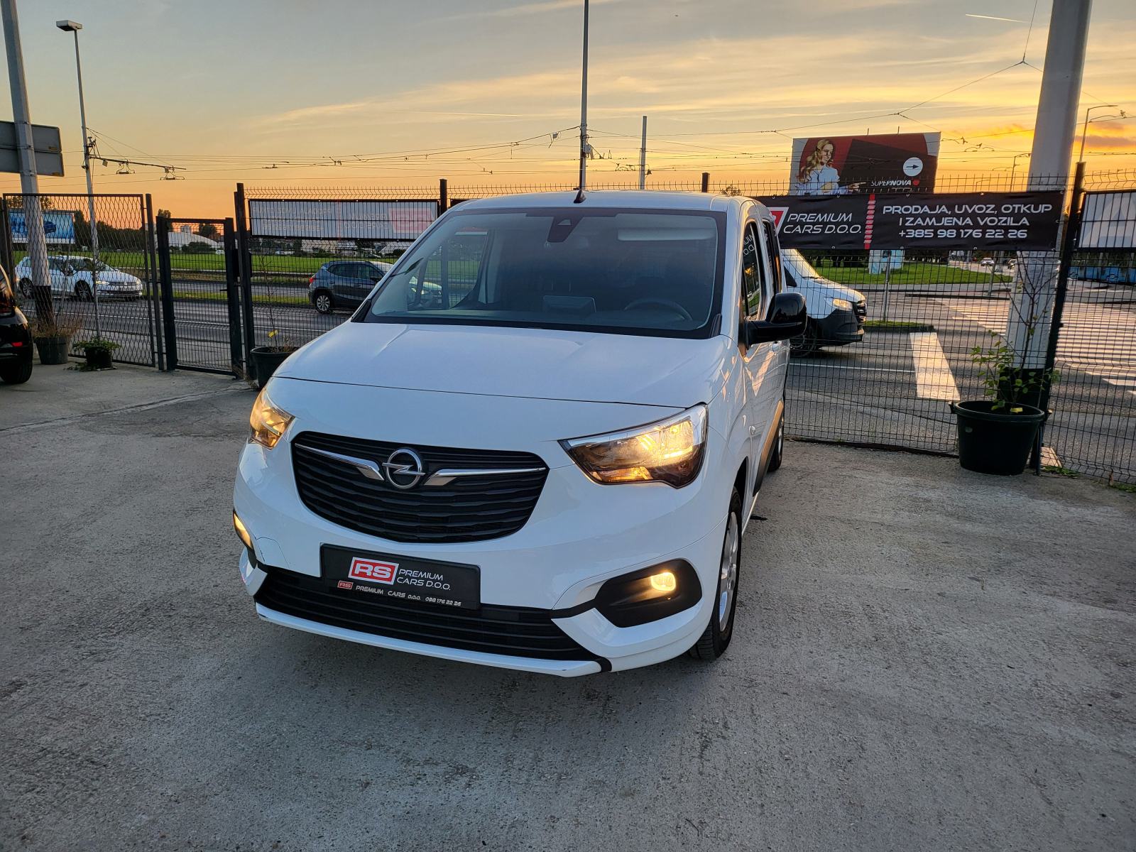 OPEL COMBO 1,5D 100KS, 43 TKM, 5 SJEDALA, REGA, KLIMA, ALU16, SERVISNA, fotografija 1