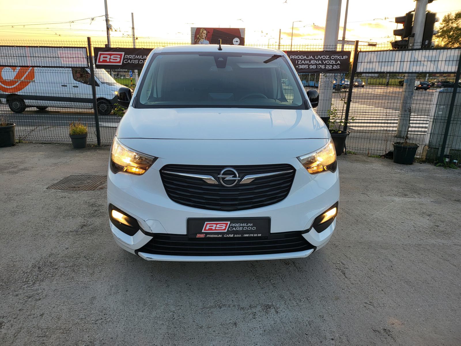 OPEL COMBO 1,5D 100KS, 43 TKM, 5 SJEDALA, REGA, KLIMA, ALU16, SERVISNA, fotografija 3