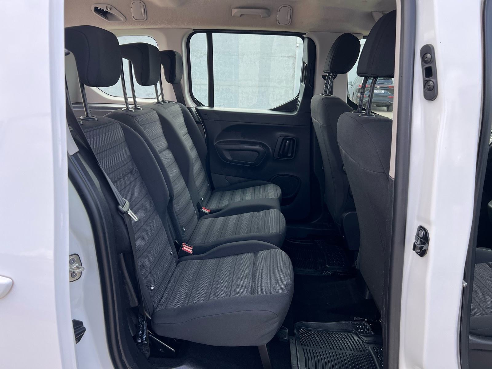 OPEL COMBO 1.5D LIFE 2019GOD 100TKM 5 SJEDALA TOP 11,999€!!, fotografija 16