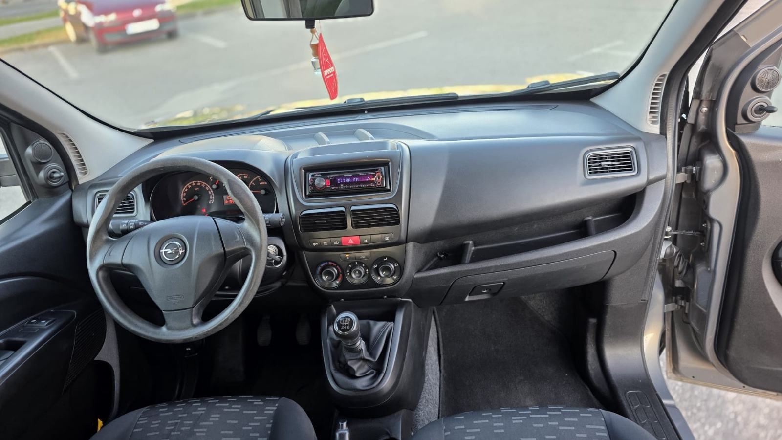 Opel Combo 1,6 CDTI, fotografija 10