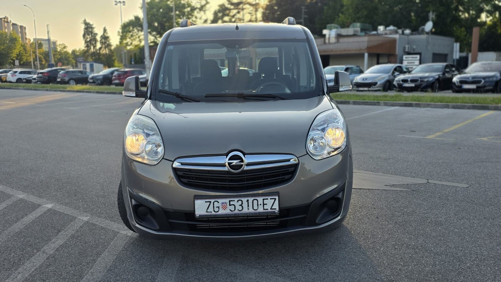 Opel Combo 1,6 CDTI, fotografija 2