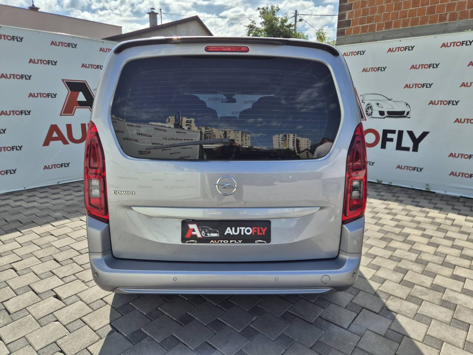 Opel Combo Life 1.5D L2H1, 7 sjedala, HR auto, Kamera, Tempmat, PDV, fotografija 7