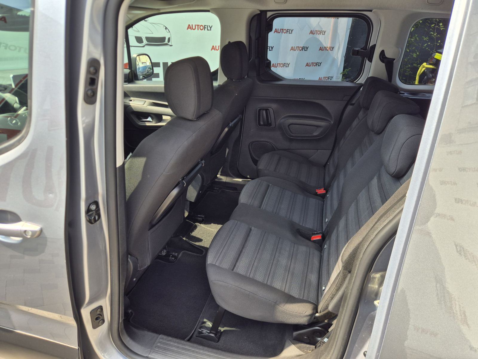 Opel Combo Life 1.5D L2H1, 7 sjedala, HR auto, Kamera, Tempmat, PDV, fotografija 14