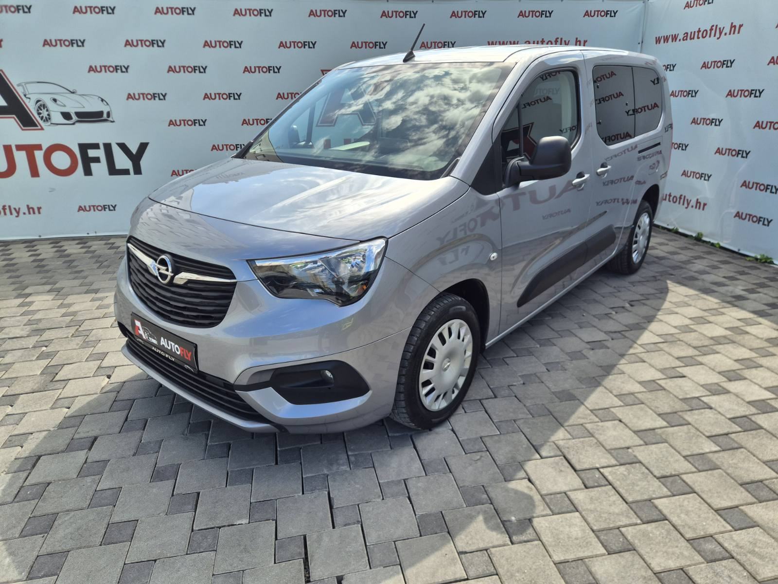 Opel Combo Life 1.5D L2H1, 7 sjedala, HR auto, Kamera, Tempmat, PDV, fotografija 10