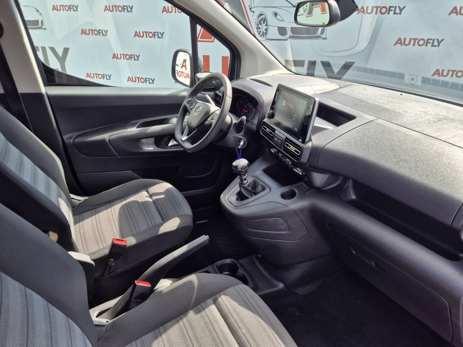 Opel Combo Life 1.5D L2H1, 7 sjedala, HR auto, Kamera, Tempmat, PDV, fotografija 18