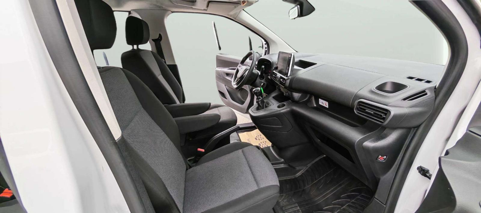 OPEL COMBO 1.5D L2H2 **PRODUŽENA VERZIJA** *5 SJEDALA* 1. VLASNIK *PD, fotografija 12