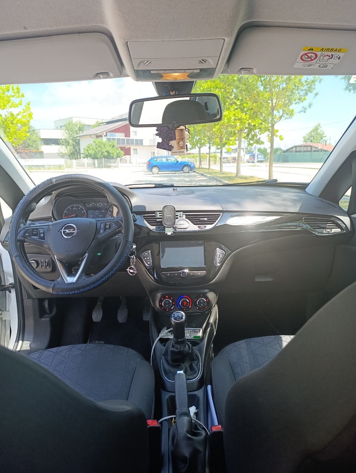 Opel Corsa 1,0 Turbo, fotografija 10
