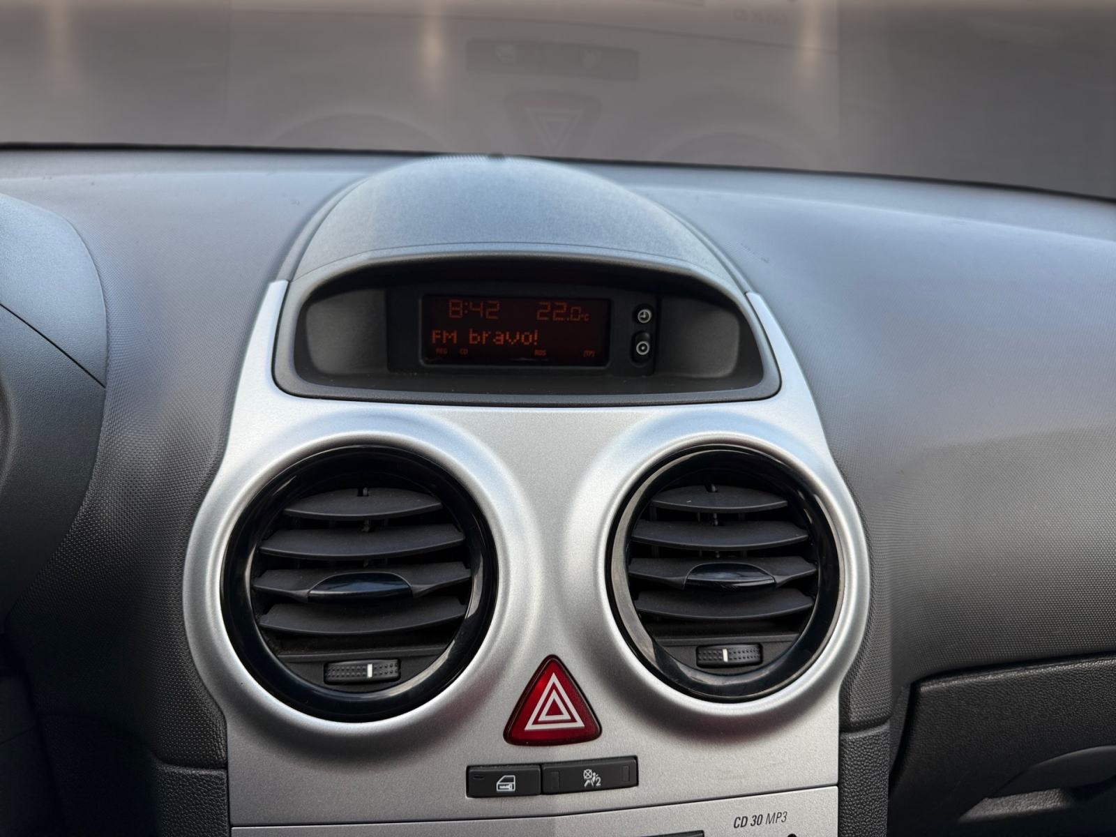 Opel Corsa 1.2 12.Mj.Jamstvo Kredit, fotografija 6