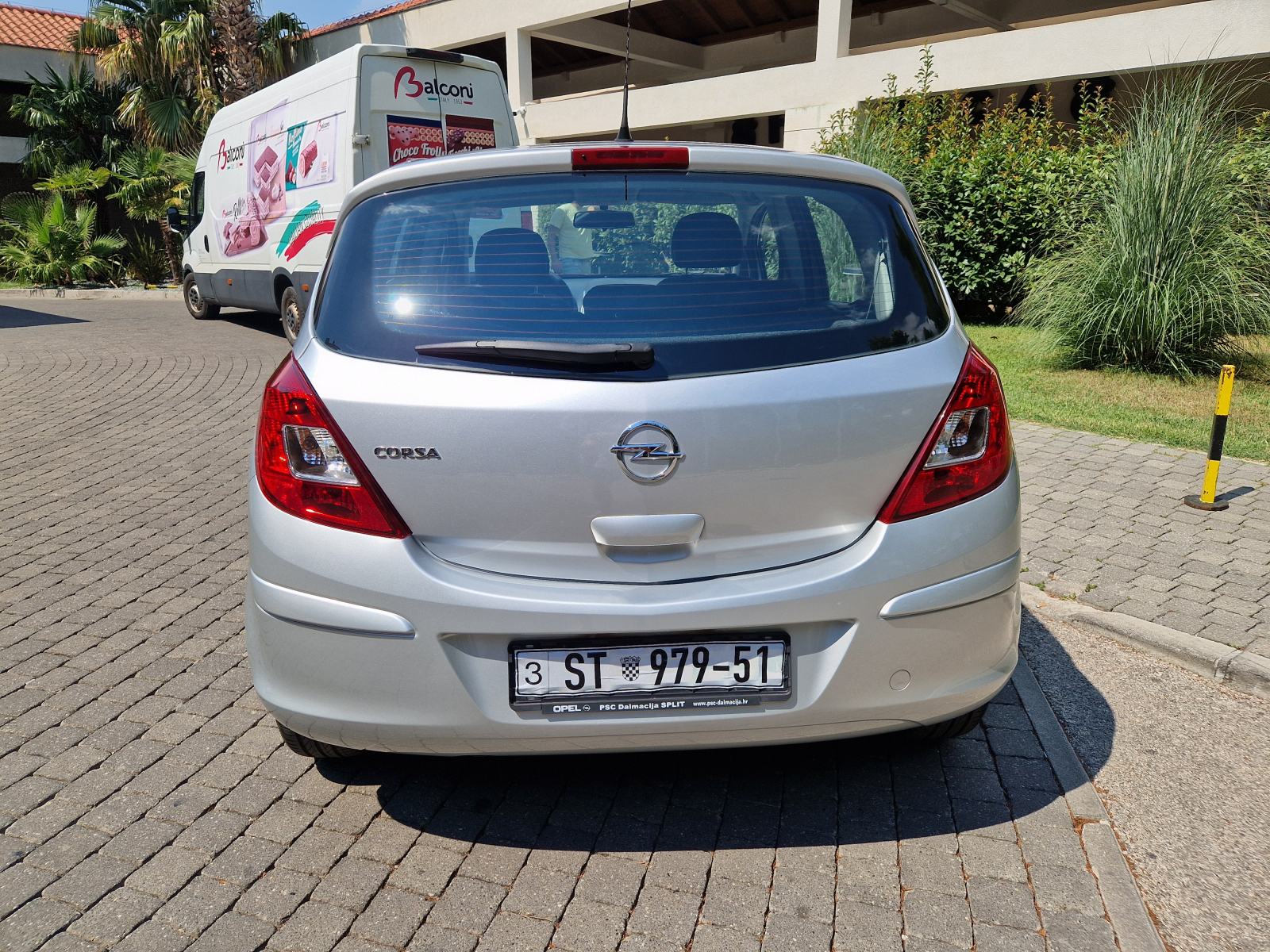 Opel Corsa 1,2 16V AUTOMATIK, fotografija 5