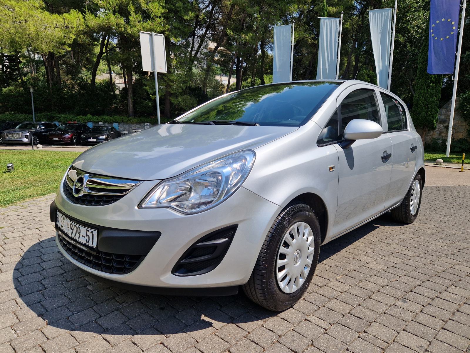 Opel Corsa 1,2 16V AUTOMATIK, fotografija 1