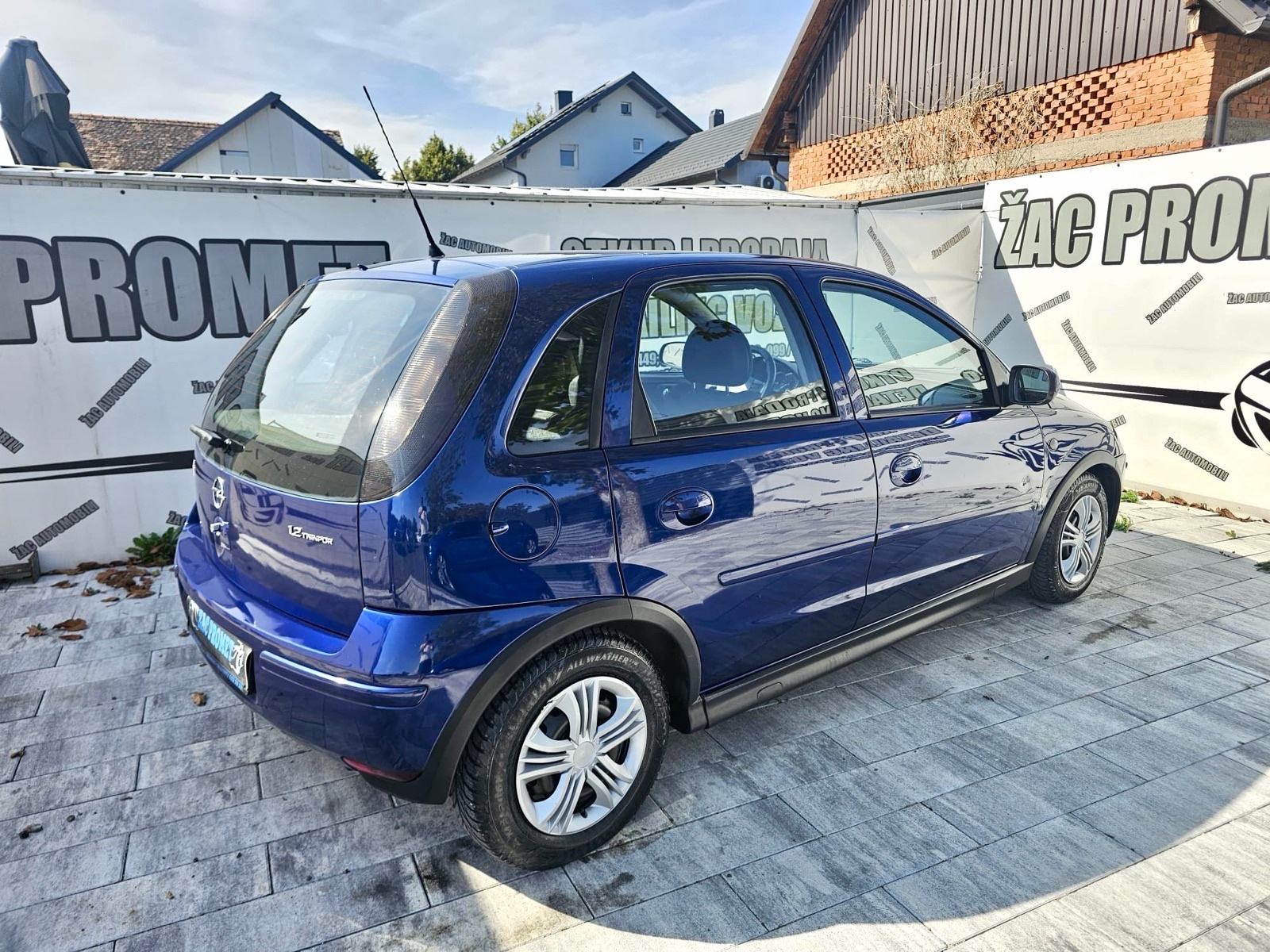 Opel Corsa 1,2 16V COSMO % REG-1 GOD% ODLICAN AUTO KRED-kART HR- AUTO, fotografija 14
