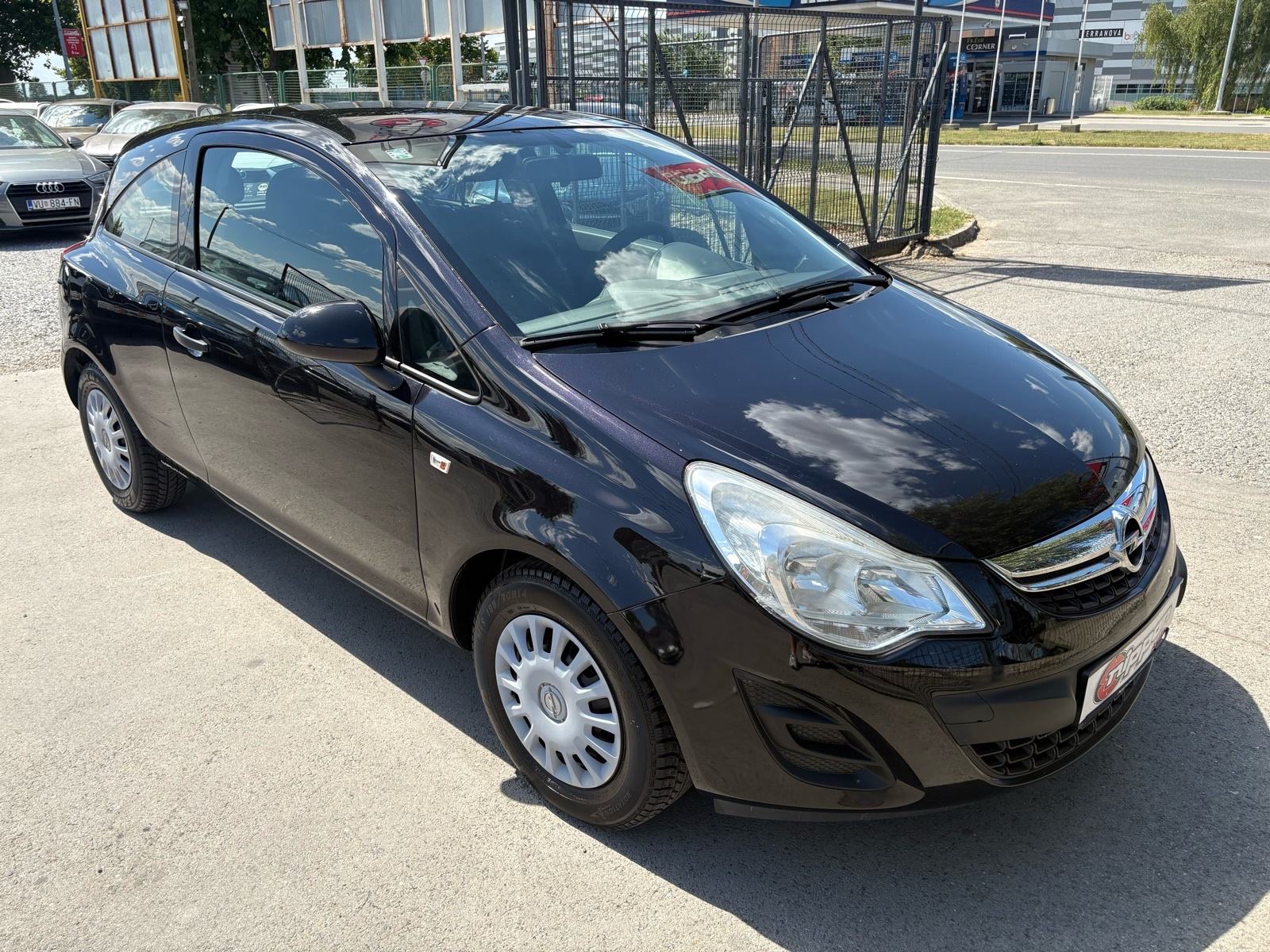 Opel Corsa 1,2 16V KLIMA - HR. AUTO - AUTOKREDIT, fotografija 8