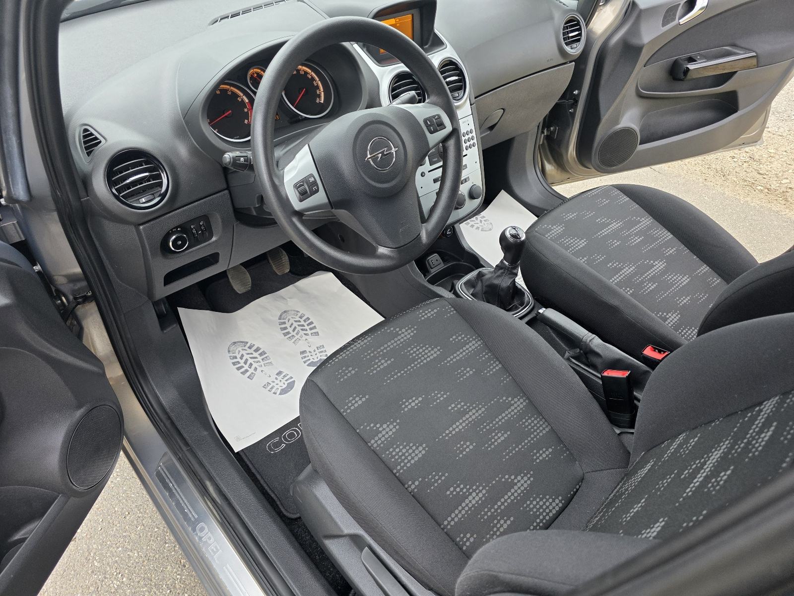 OPEL CORSA 1,2 16V...KLIMA...SAMO 59 000 KM, NEMA PRIJENOSA !, fotografija 13