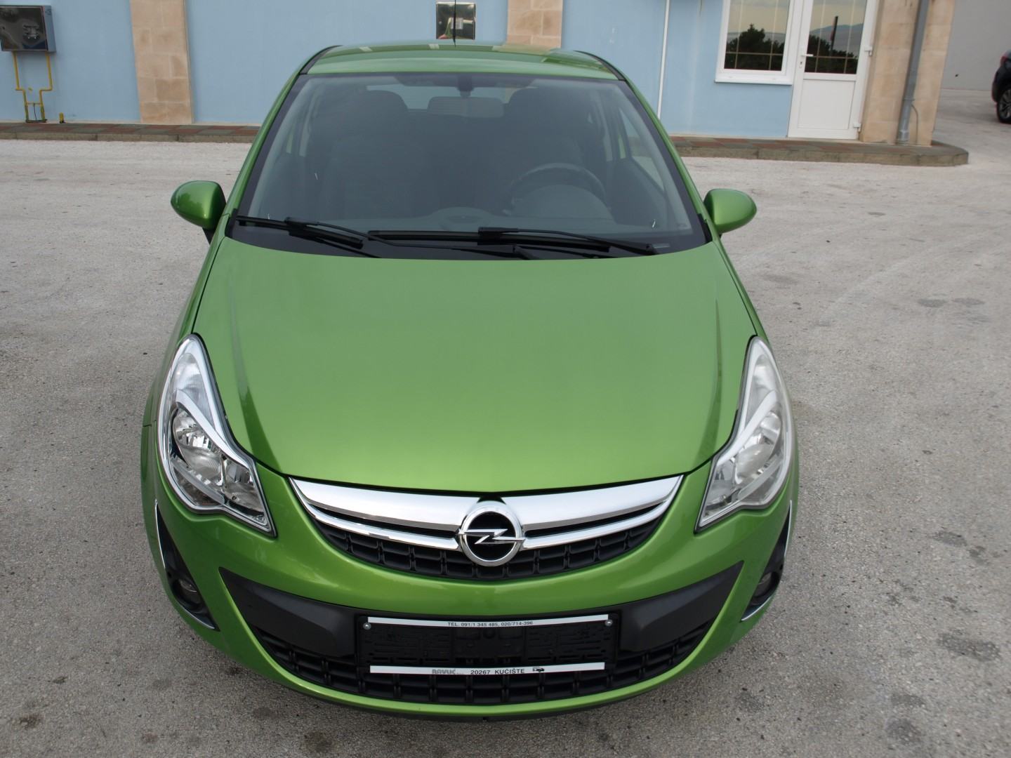 Opel Corsa 1,2 16V plin, navigacija,tempomat,PRILIKA, fotografija 2