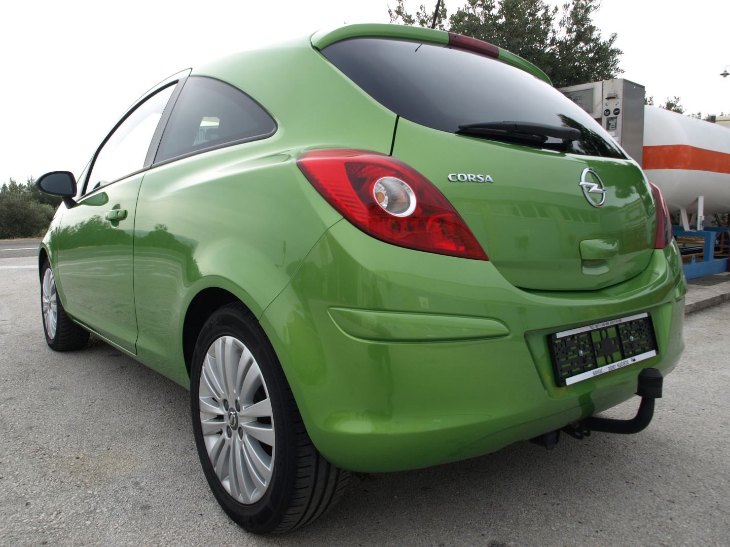 Opel Corsa 1,2 16V plin, navigacija,tempomat,PRILIKA, fotografija 8