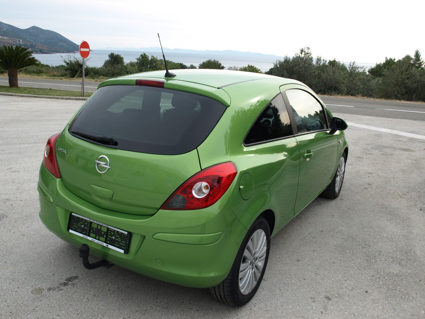 Opel Corsa 1,2 16V plin, navigacija,tempomat,PRILIKA, fotografija 10