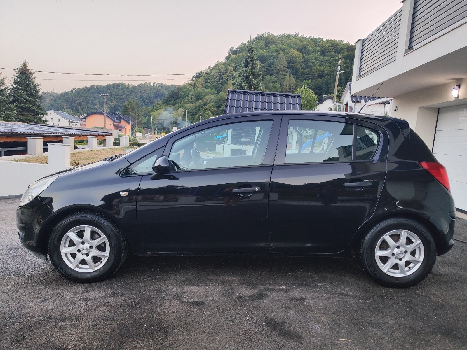 Opel Corsa 1,2 16V,regan7/27,klima,servis veliki,Super stanje, fotografija 4
