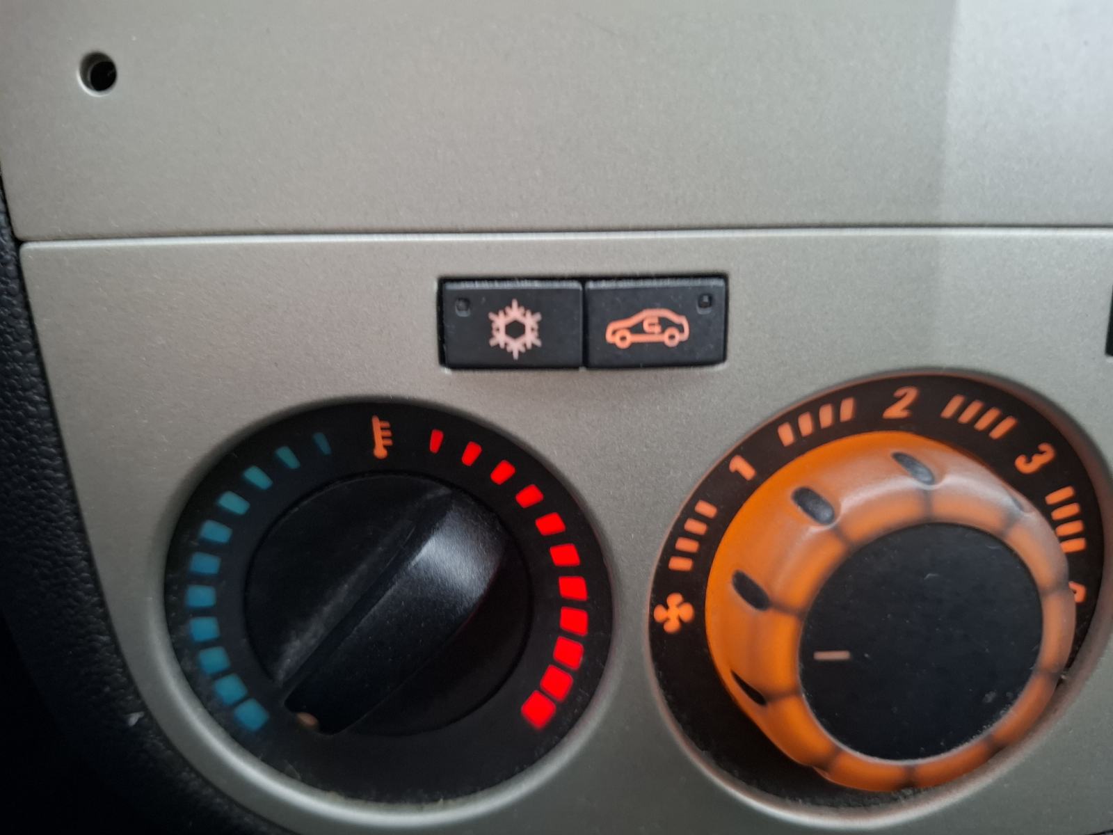 Opel Corsa 1.2 i, 16v, SAMO 158000 KM, POTVRDA O KM, VRHUNSKI !, fotografija 12