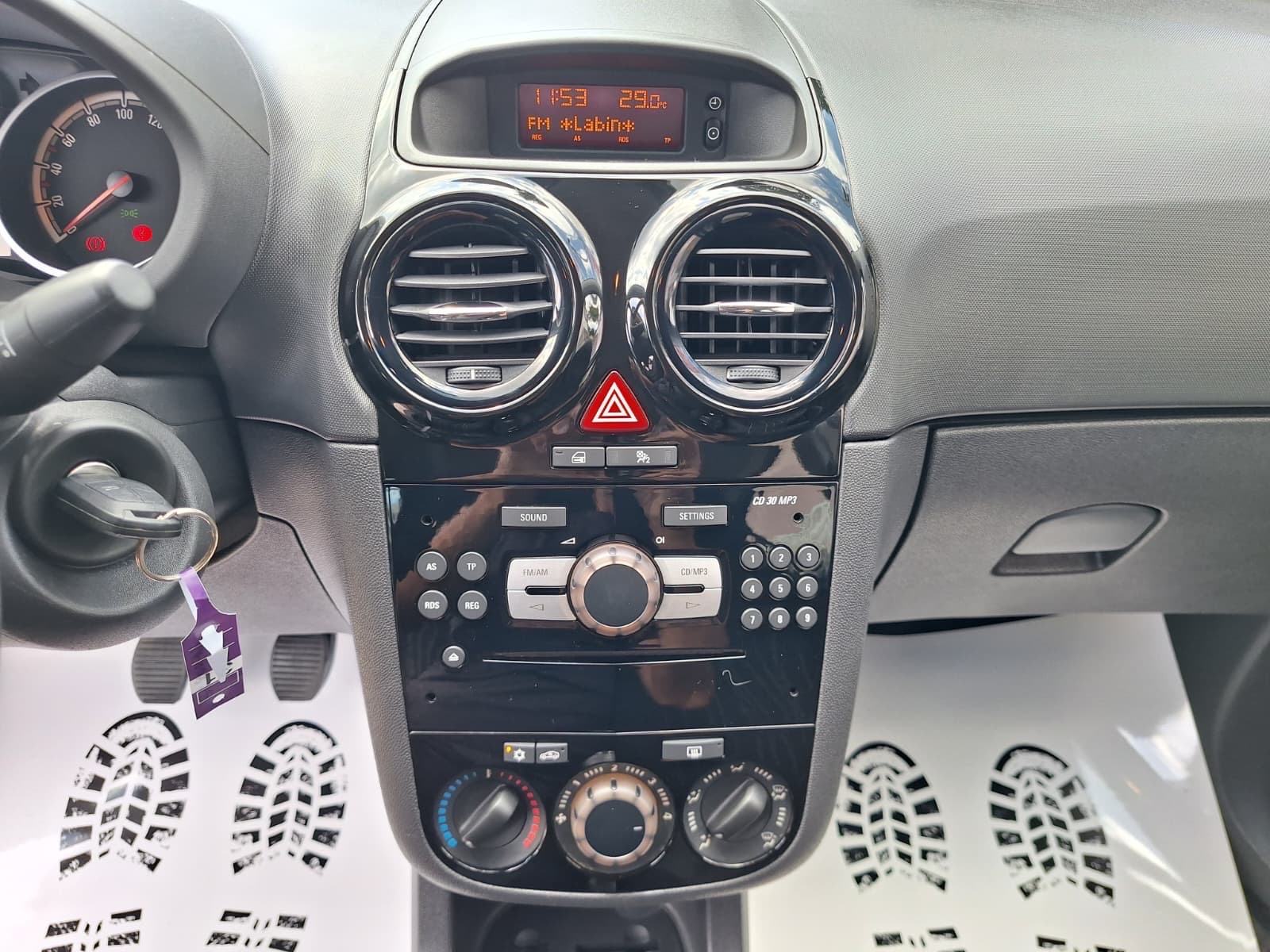 Opel Corsa 1,2 16V ‼️samo samo 36.000 Km.1 Vlasnik, fotografija 20