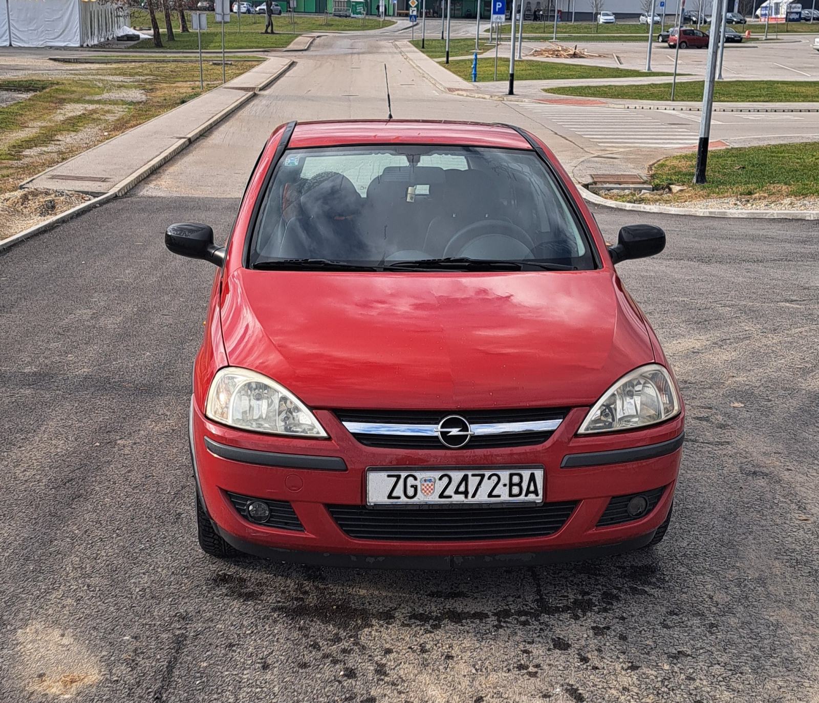 Opel Corsa C 1.2 Twinport Wieviel öl Opel Corsa 1,2 twinport, 2005 god.