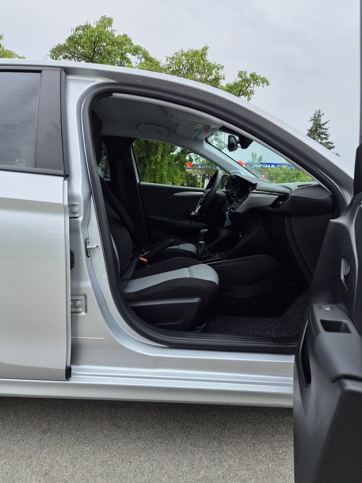 Opel Corsa 1,2 55kW 2024.god, 13 500km... TOP, fotografija 7