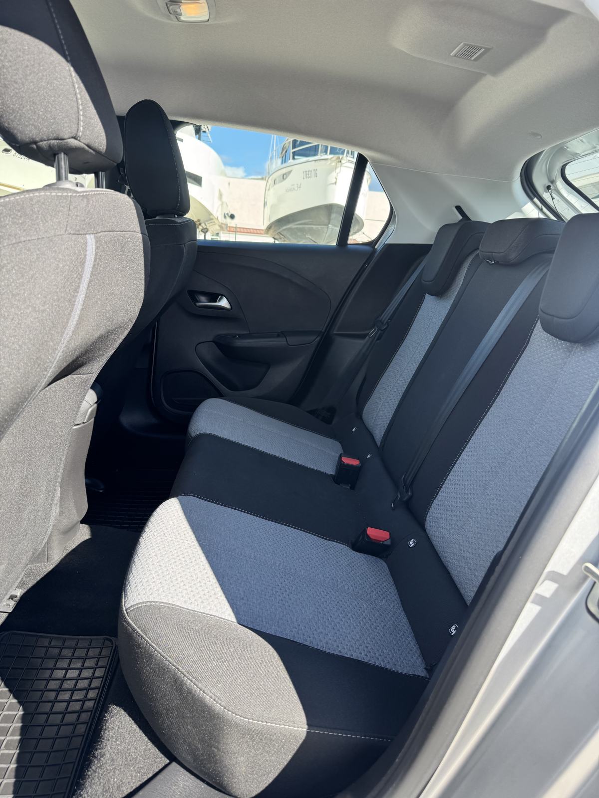 Opel Corsa 1,2 automatik, fotografija 9