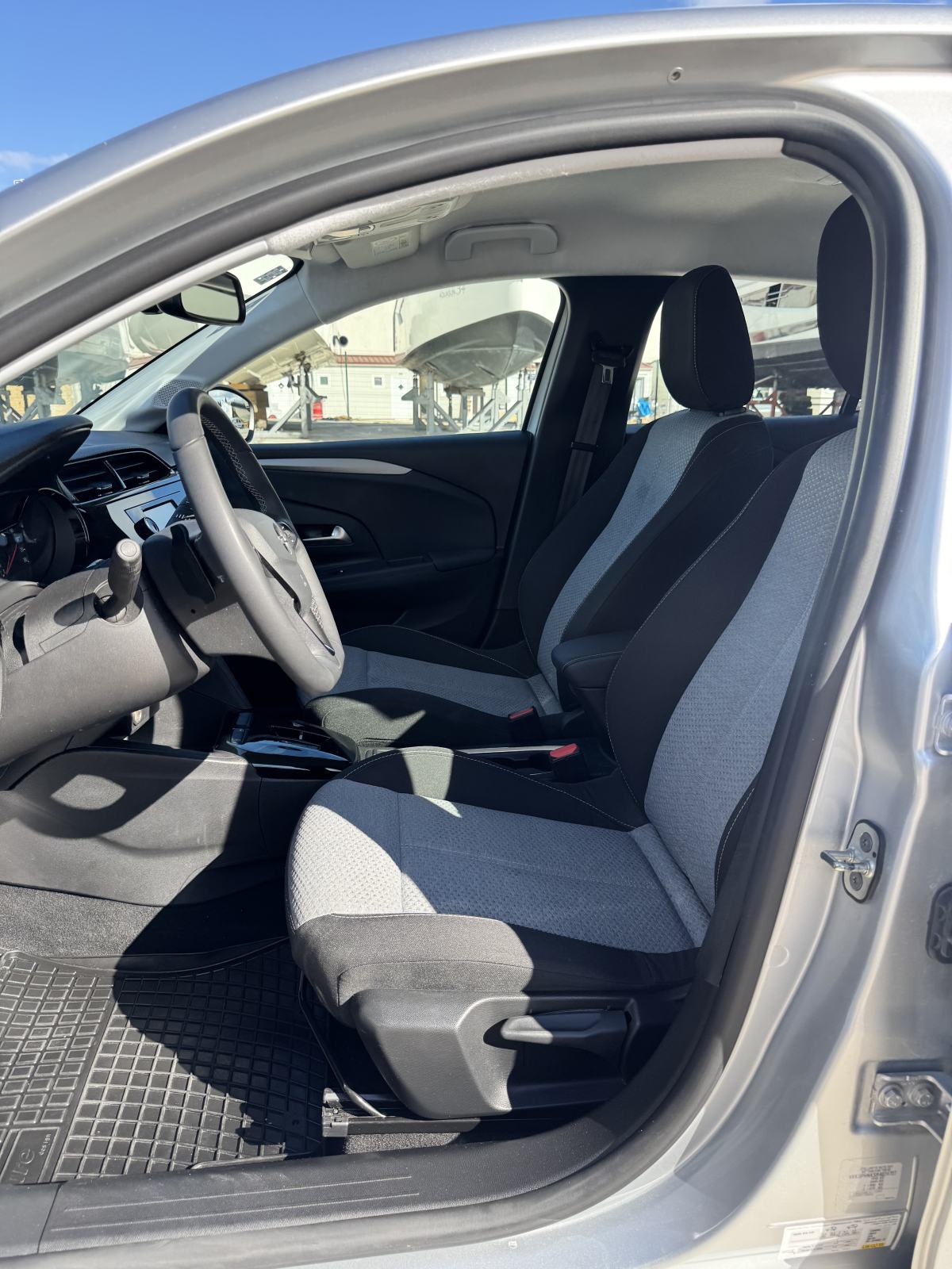 Opel Corsa 1,2 automatik, fotografija 8