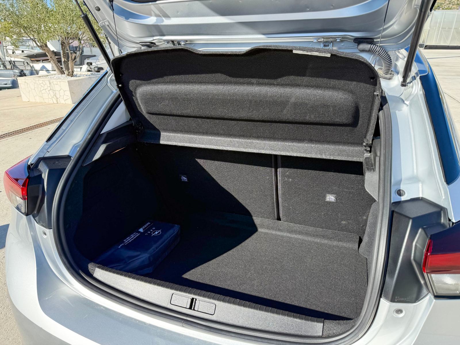 Opel Corsa 1,2 automatik, fotografija 13