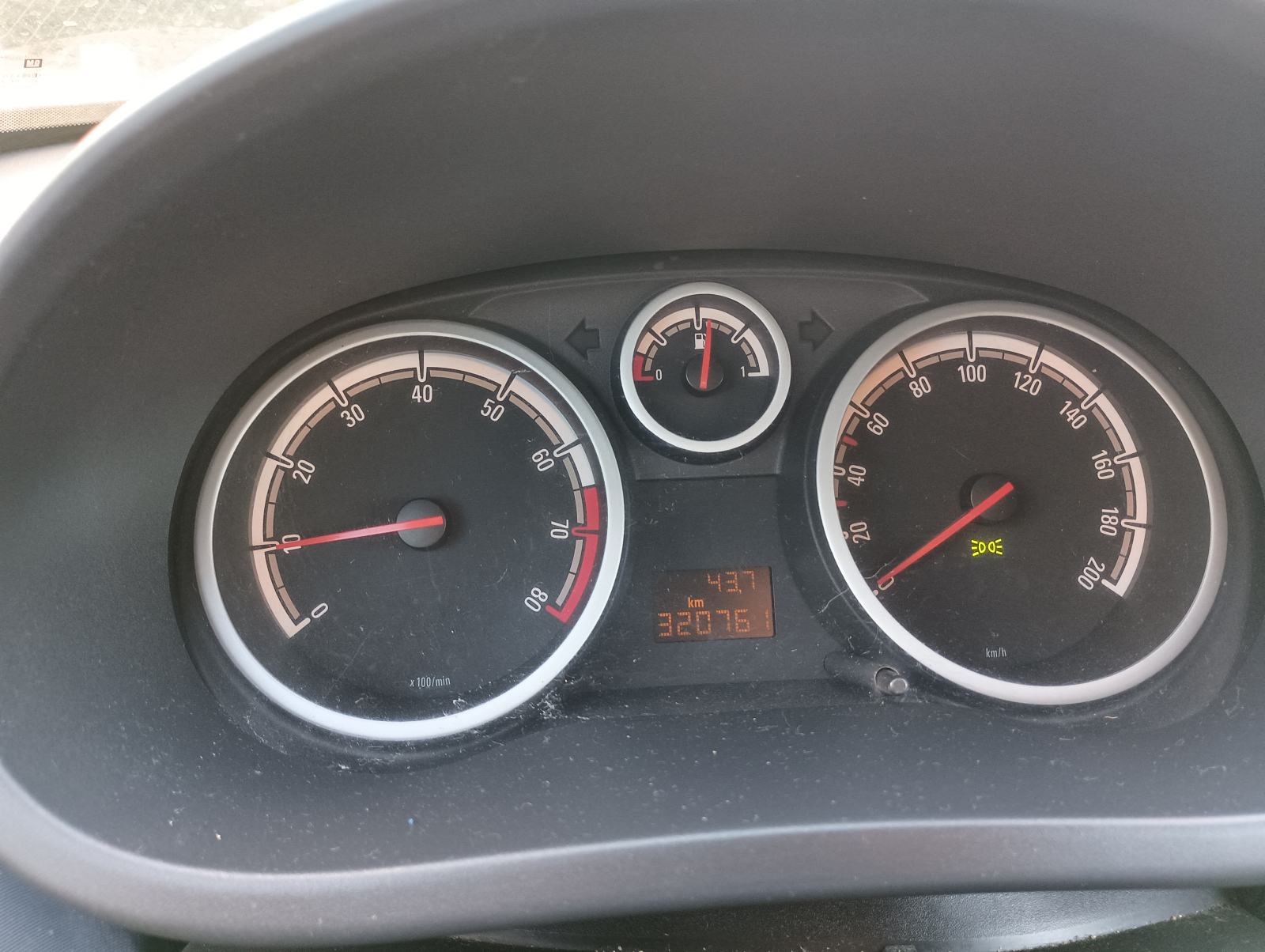 Opel Corsa, 1.2 benzin, 2007 god, klima, reg. 07/2027!! 1500€, Zadar, fotografija 6