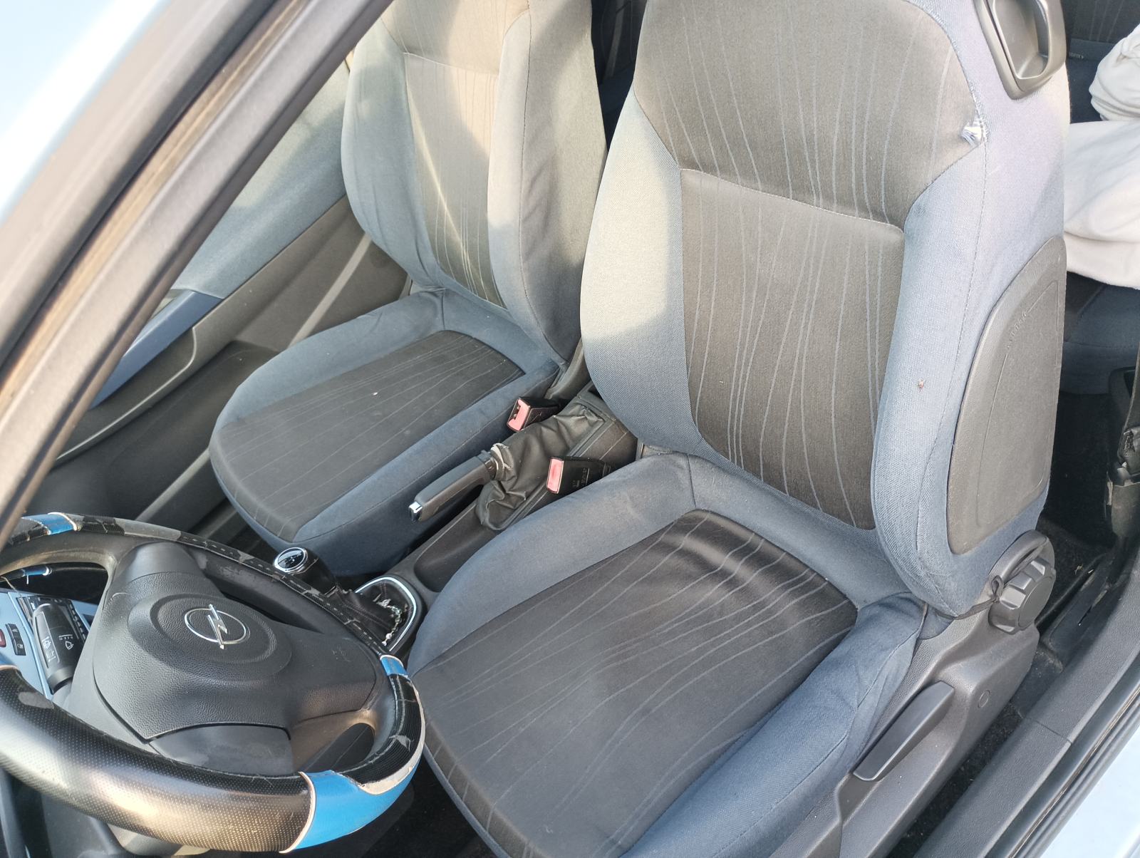 Opel Corsa, 1.2 benzin, 2007 god, klima, reg. 07/2027!! 1500€, Zadar, fotografija 9