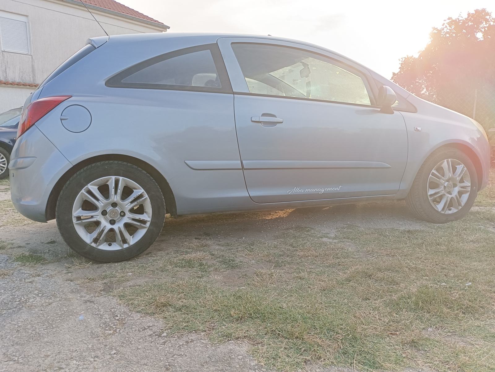 Opel Corsa, 1.2 benzin, 2007 god, klima, reg. 07/2027!! 1500€, Zadar, fotografija 5