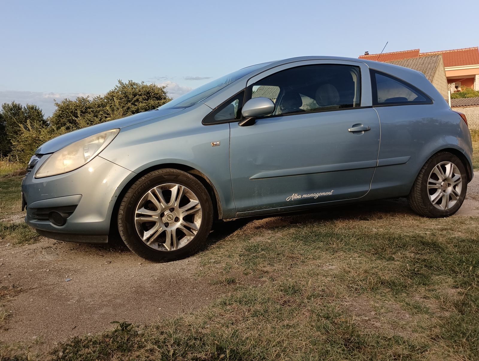 Opel Corsa, 1.2 benzin, 2007 god, klima, reg. 07/2027!! 1500€, Zadar, fotografija 10
