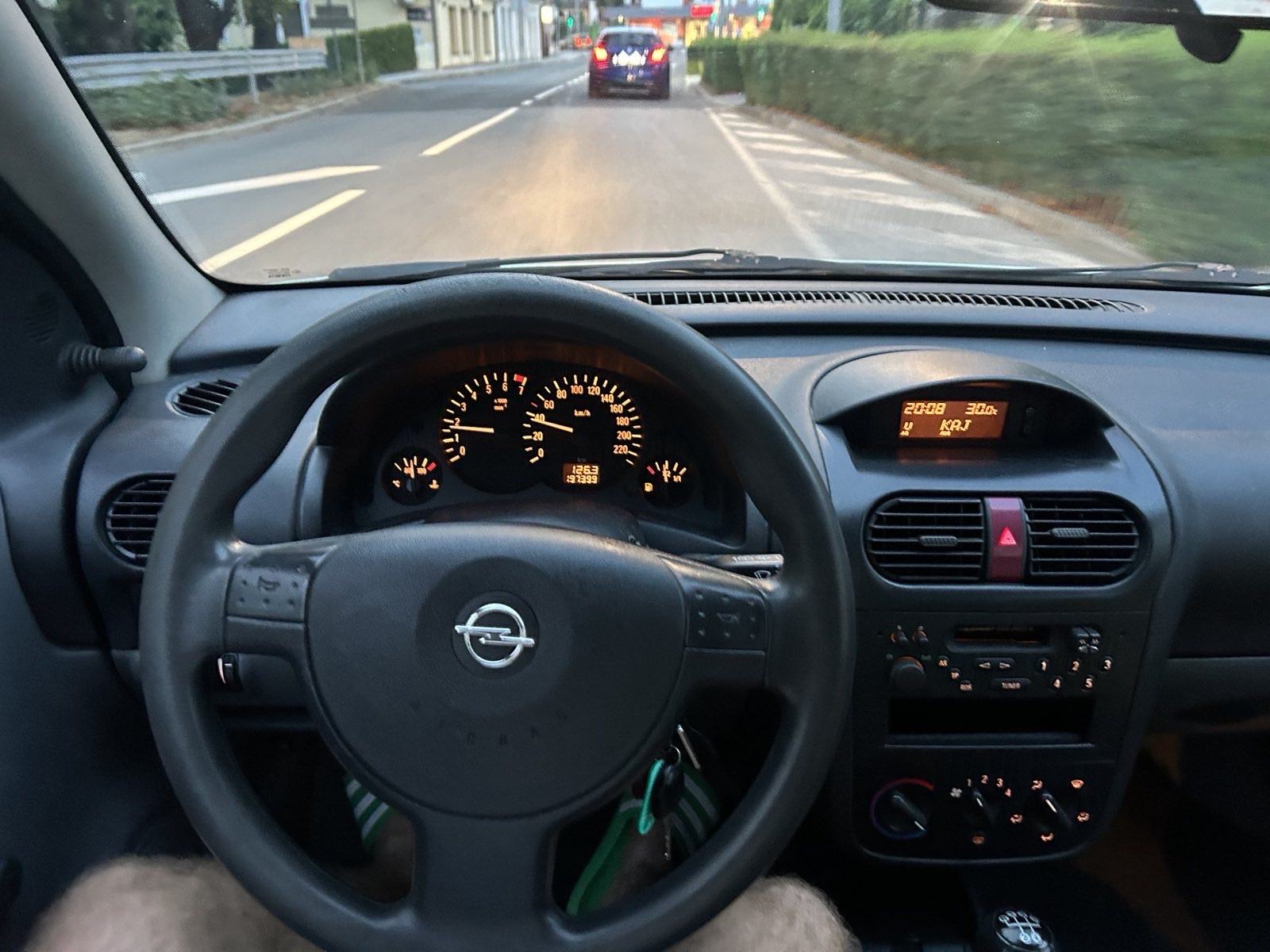 Opel Corsa 1.2 Benzin!Rega02./27.Mala potrošnja!SUPER STANJE!, fotografija 9