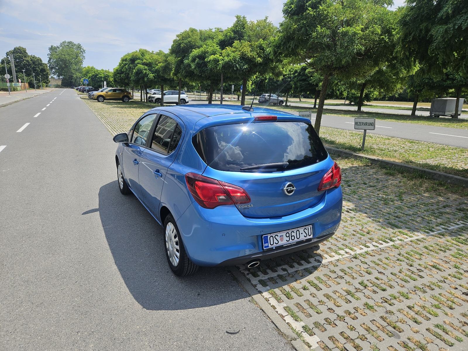 Opel Corsa 1,2 četiri cilindra lanac, pogled izvana - slika 3