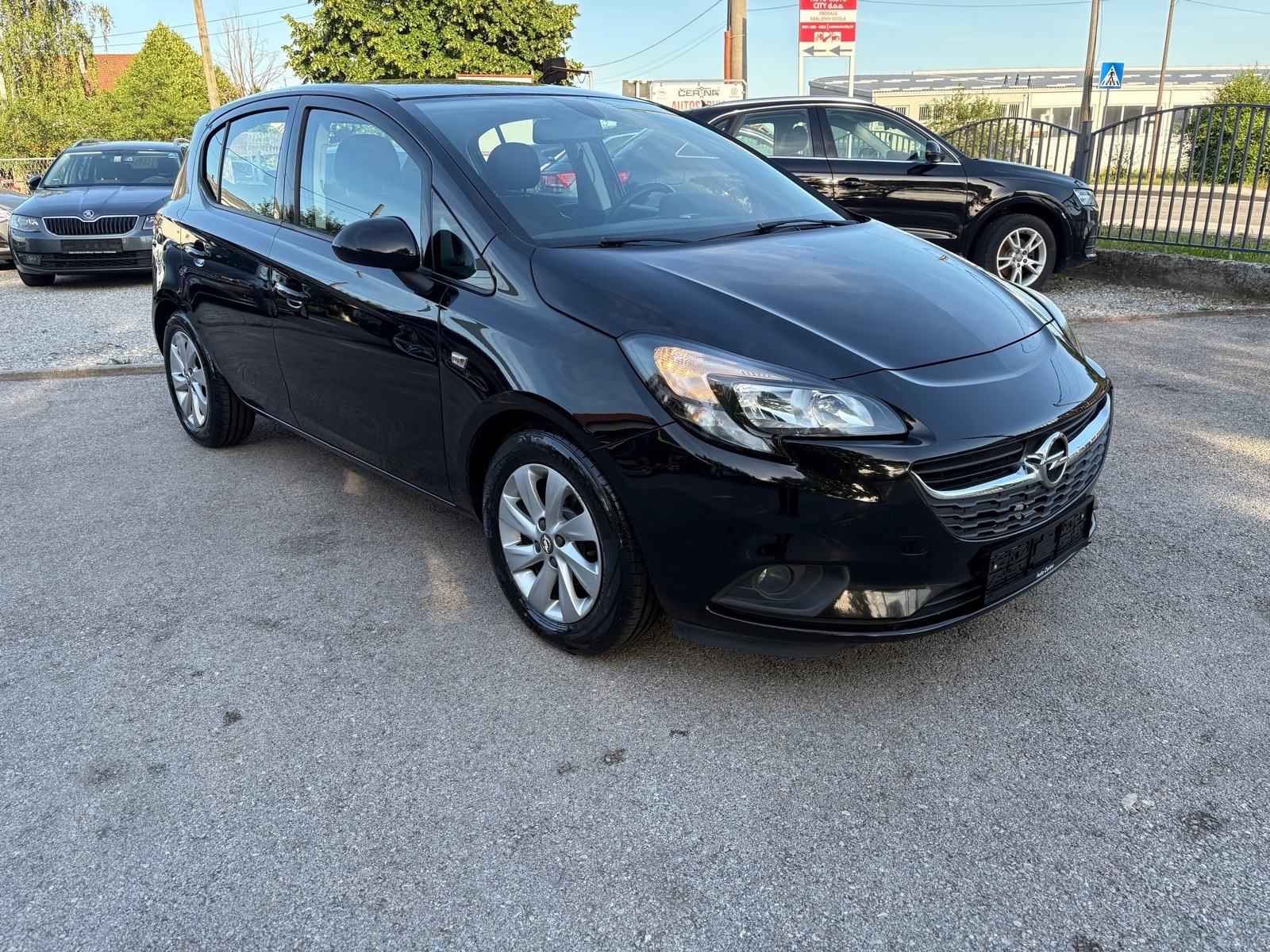 Opel Corsa 1,2 Edition/MFU/PDC/TEMPO/DISPLAY/NOVE GUME/TOP!!, fotografija 7