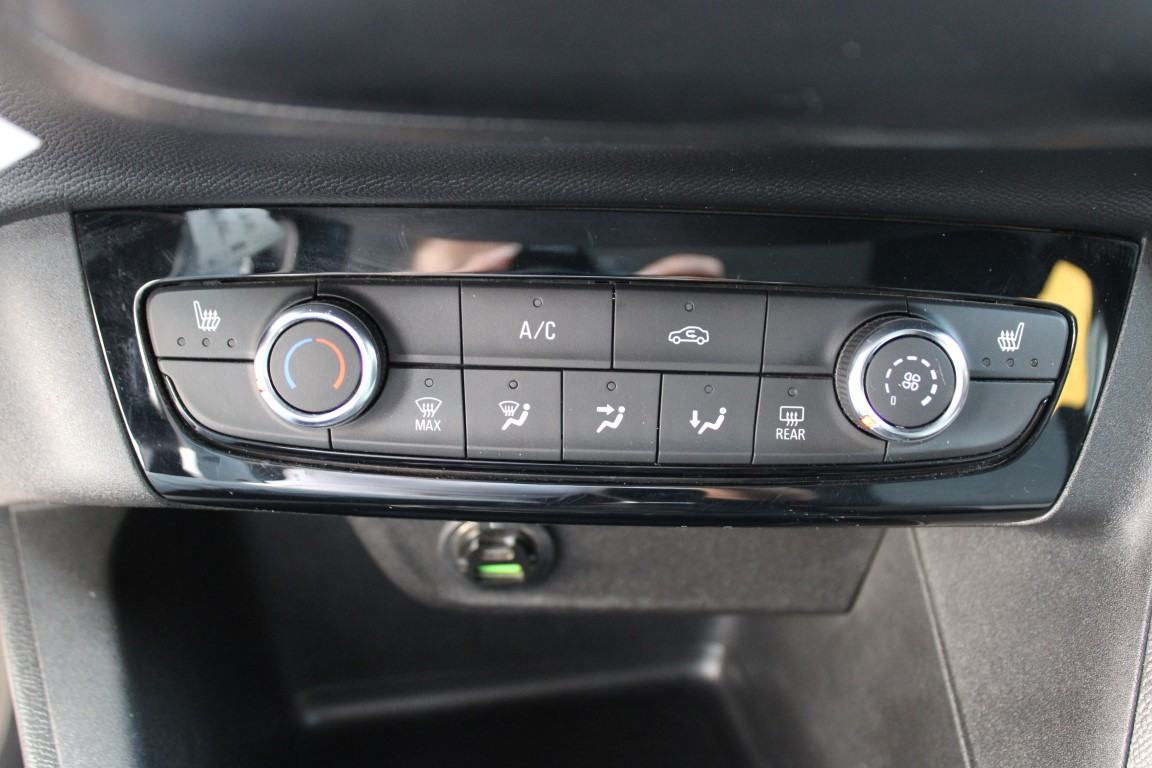 Opel Corsa 1,2 Edition, fotografija 17
