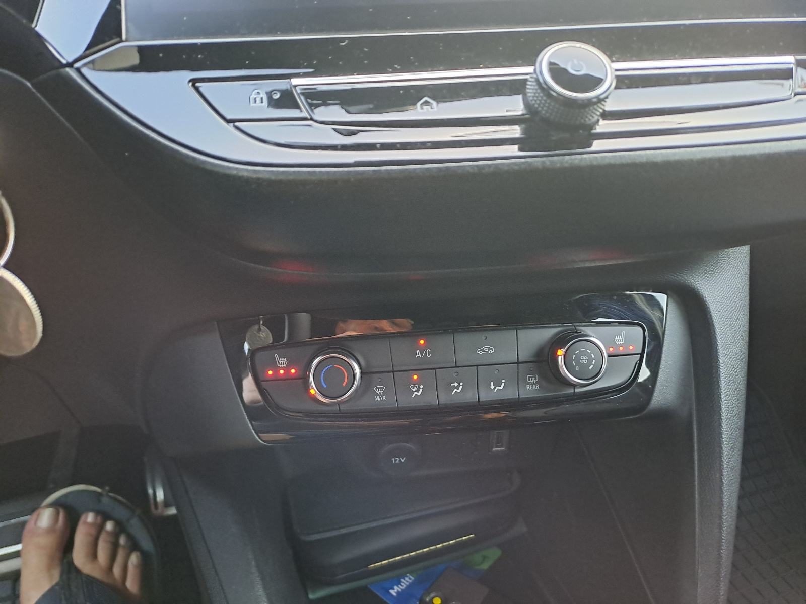 Opel Corsa 1,2 GS LINE automatik, fotografija 6