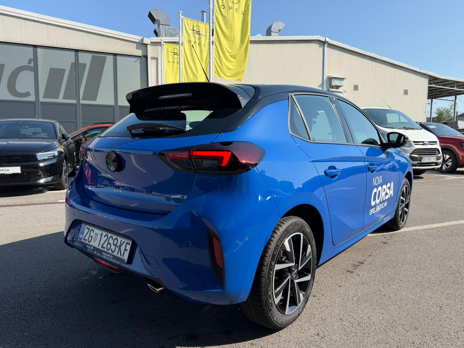 Opel Corsa 1,2 GS Line-TESTNO VOZILO, fotografija 4