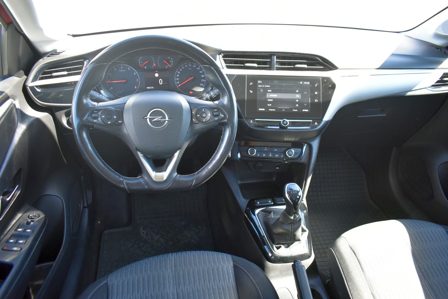 Opel Corsa 1,2 *HR* SERVISNA, MALO KILOMETARA, 1.VLASNIK, JAMSTVO*, fotografija 8