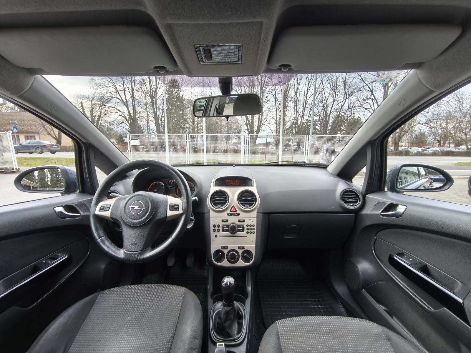 Opel Corsa 1,2 KLIMA KOŽNI VOLAN, fotografija 13