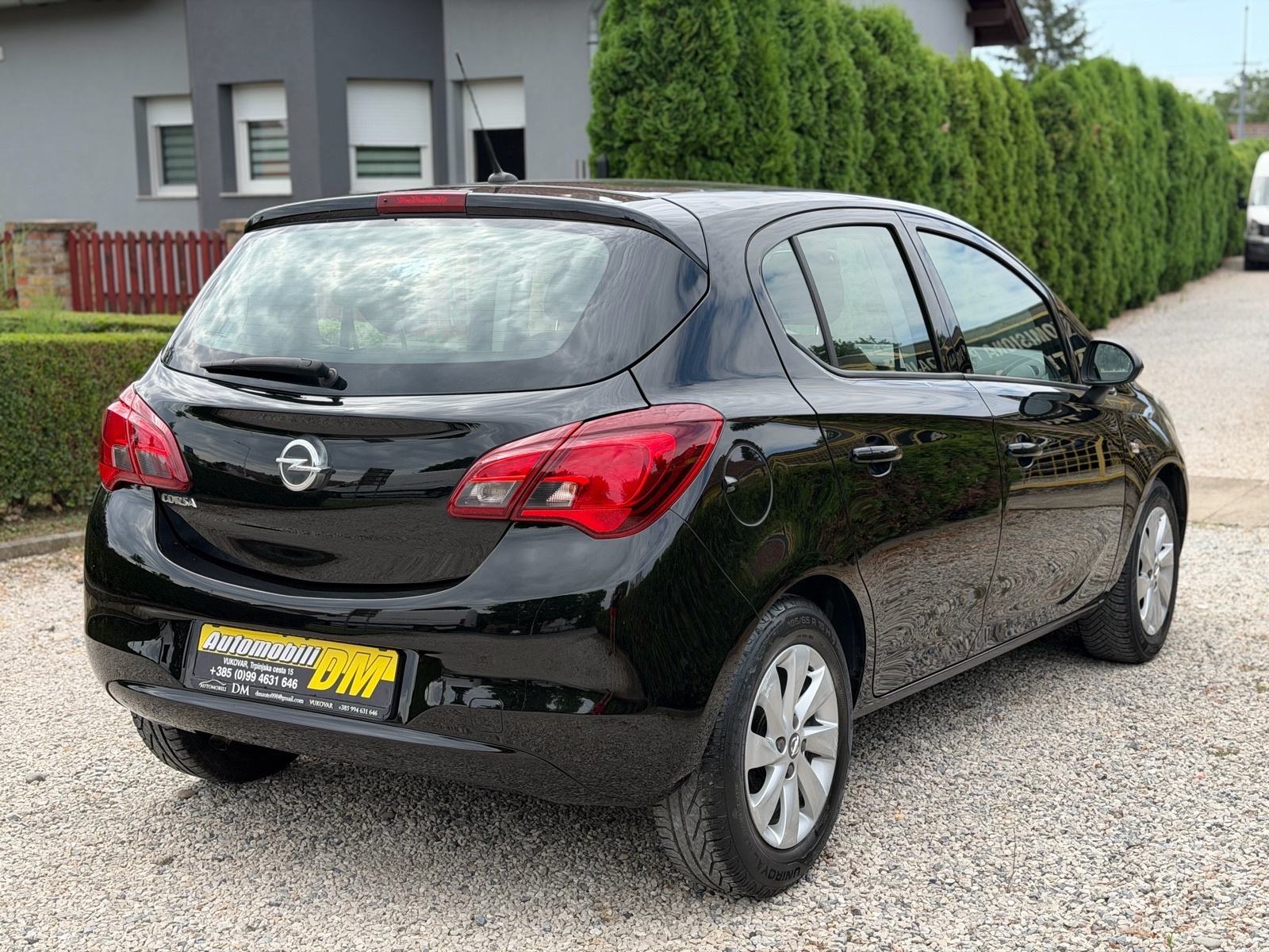 Opel Corsa 1,2 *Novi model,2017god.,Potvrda km*, fotografija 5