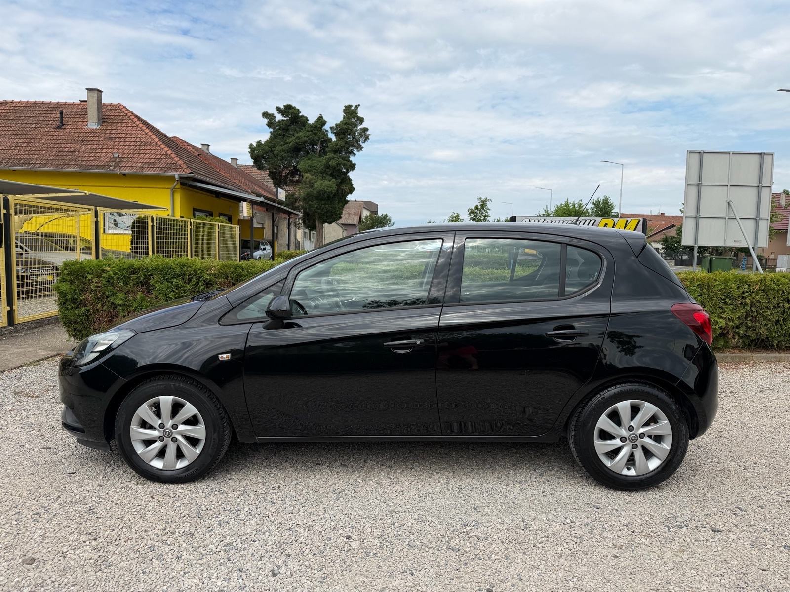 Opel Corsa 1,2 *Novi model,2017god.,Potvrda km*, fotografija 9